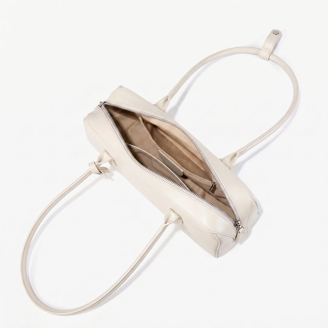 Alessia Shoulder Bag - Image 20