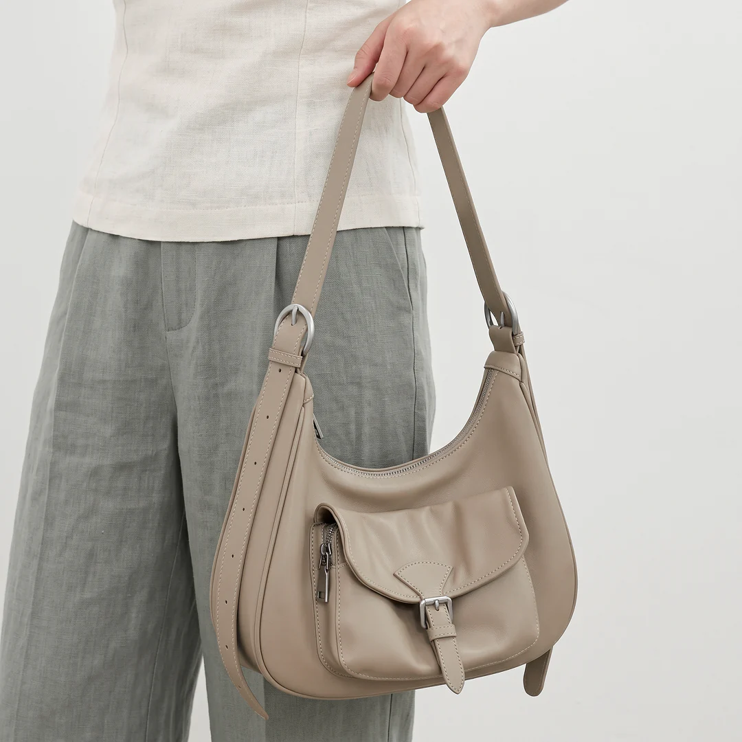 Frankie Hobo Bag - Image 3