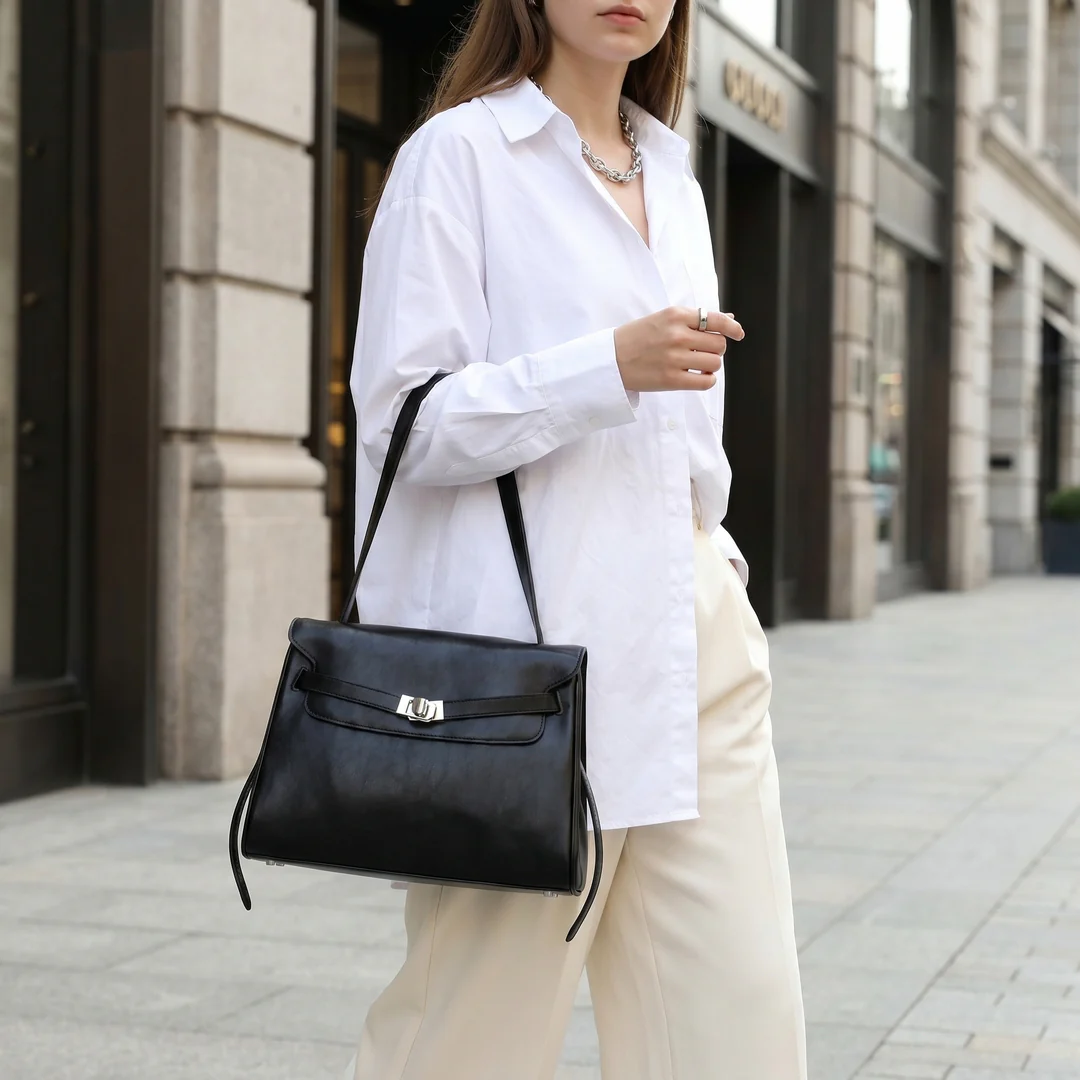 Margot Shoulder Bag - Image 3