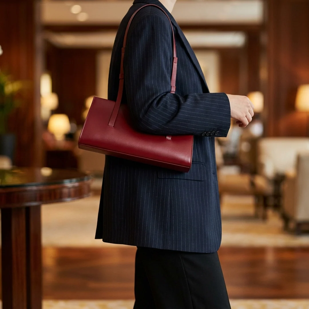 Reina Shoulder Bag - Image 13