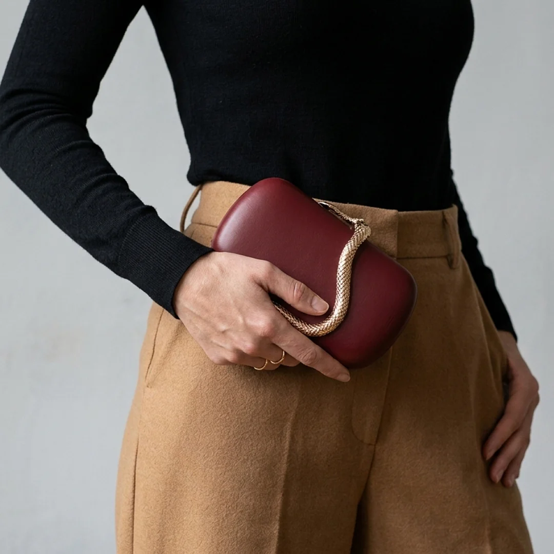 Serpentine Hardcase Clutch - Image 13