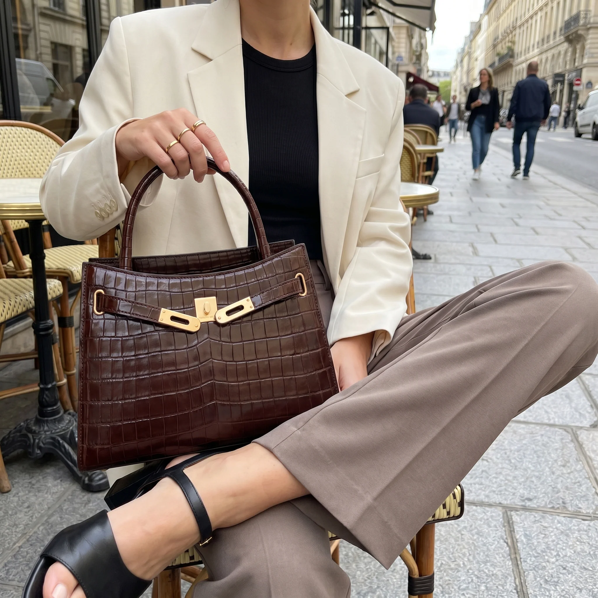 Zari Croco Handbag - Image 4